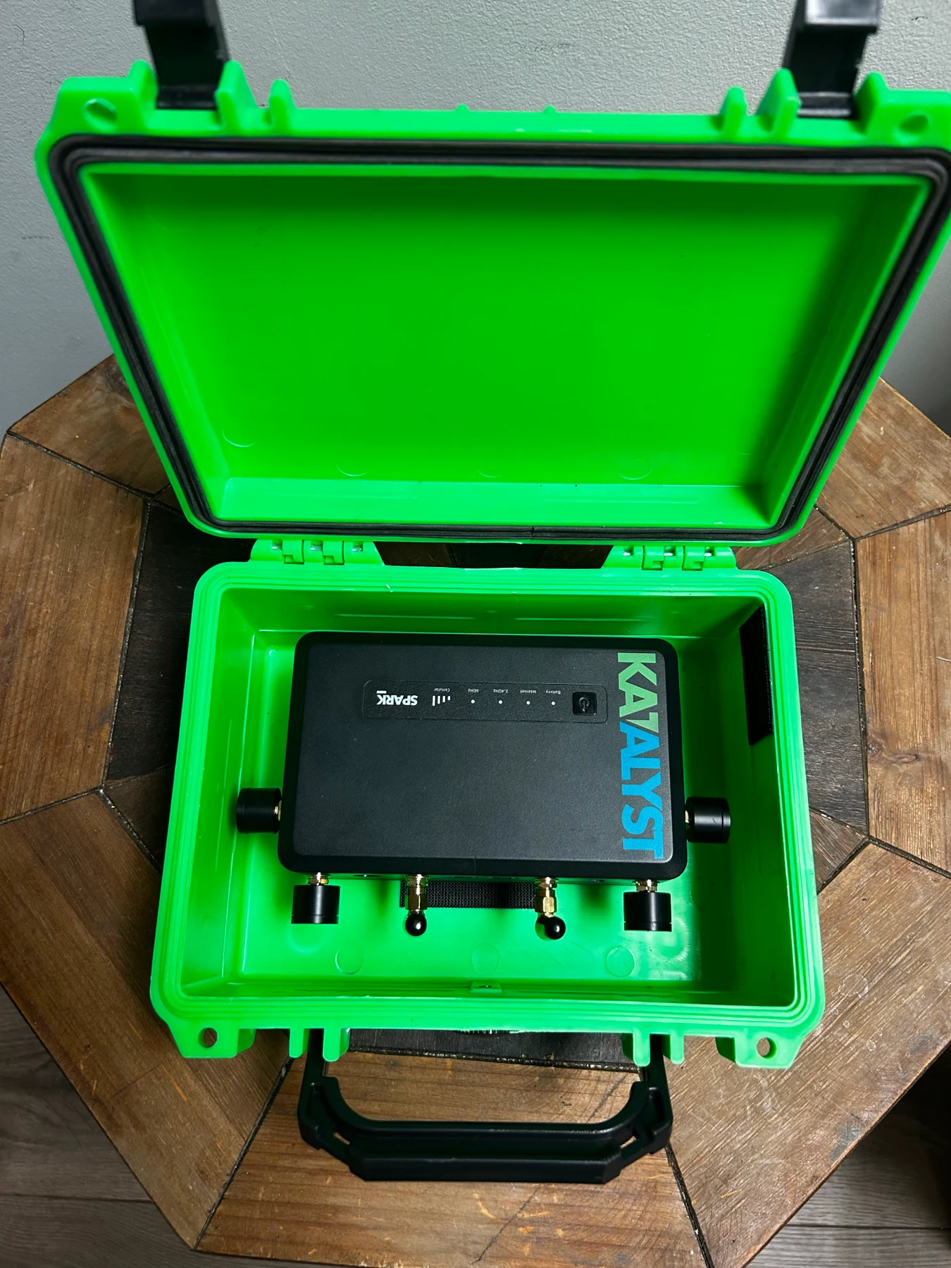 Actual 5GIRL Micro interior showing Katalyst Spark mounted on a removable base plate with micro antennas