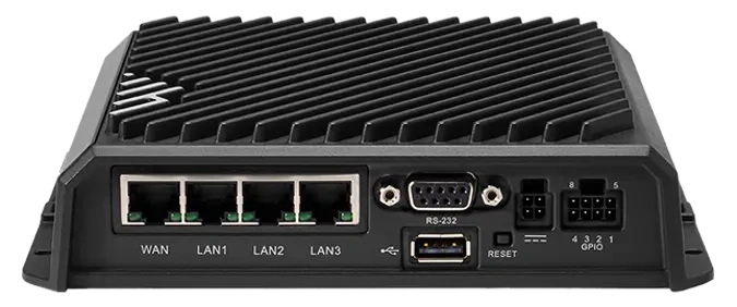 Cradlepoint R1900 router